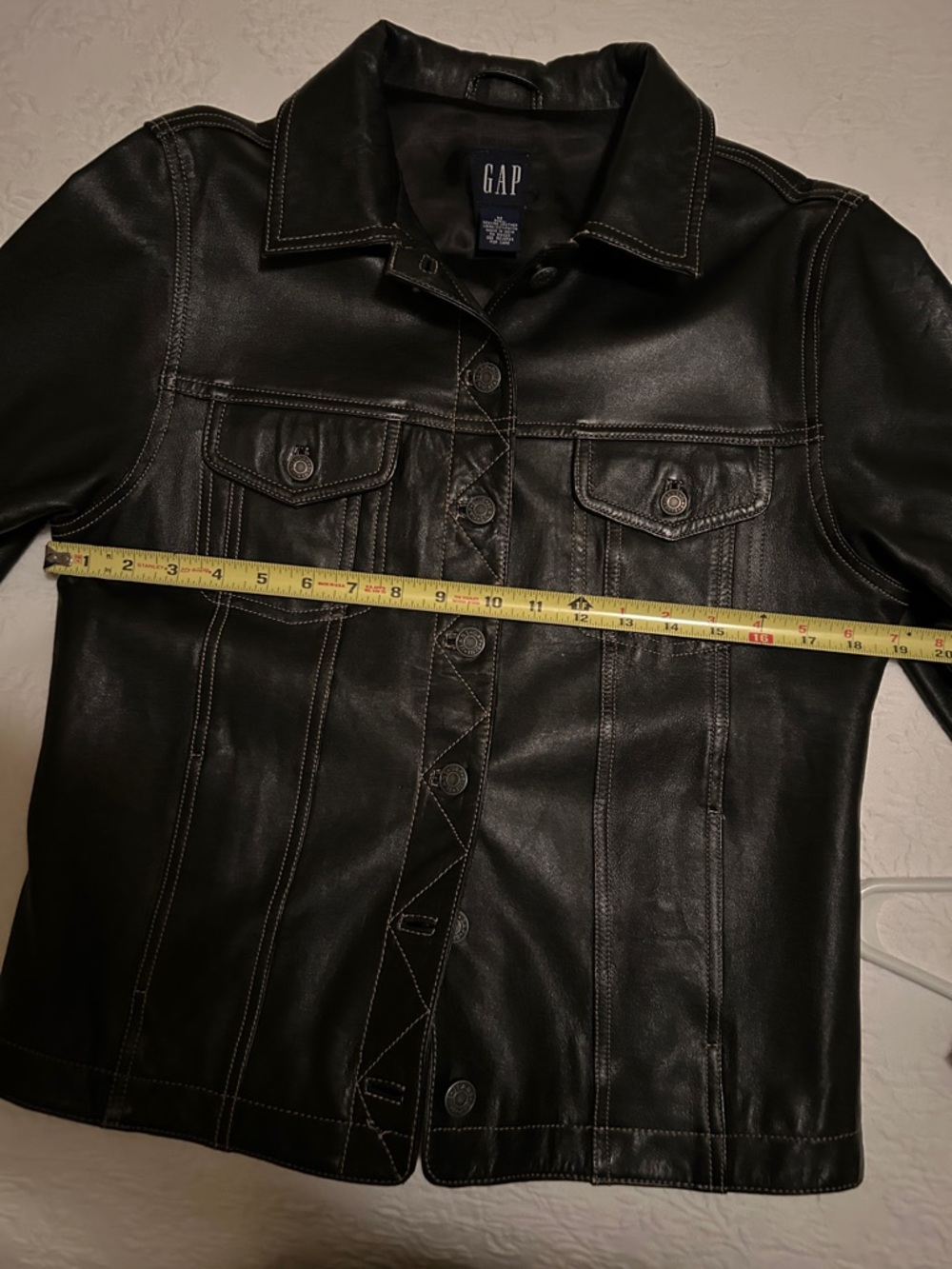 Black Leather Jean jacket (M) - Picture 9 of 9
